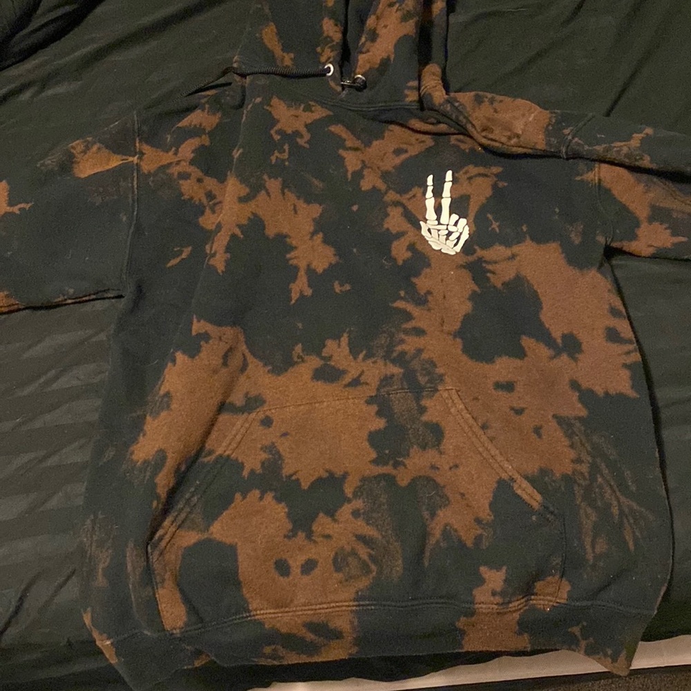 bleached tie dye black skull hoodie